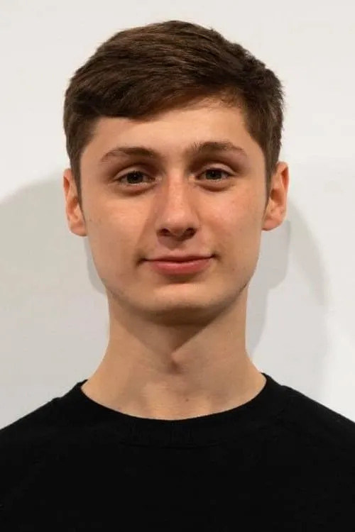 Matthew Vivian ha trabajado con Alasdair Lindsay en 2 ocasiones