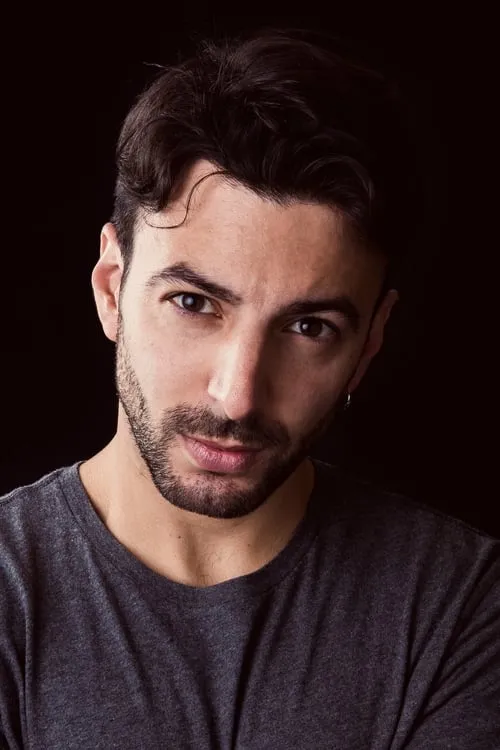 Albert Green interpretando a Chico de la calle