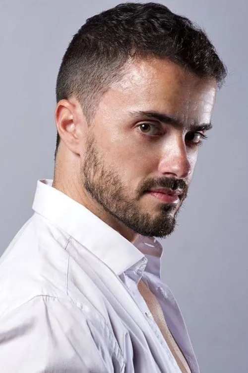 Alejandro Toro Cuenca ha trabajado con Albert Ortiz en 1 ocasiones