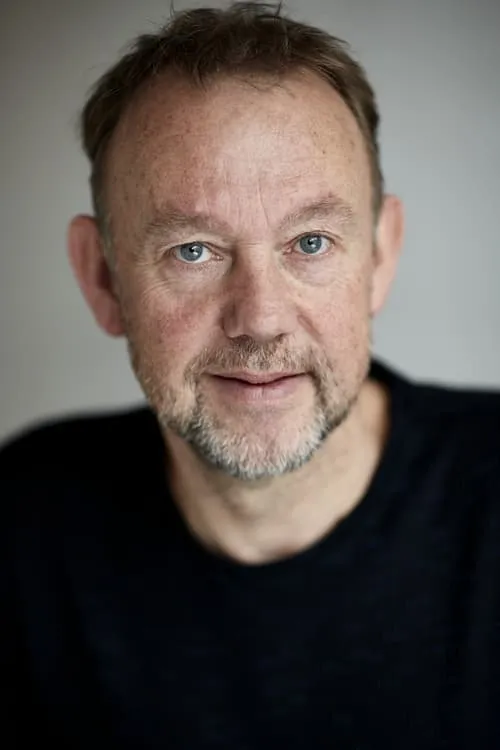 Albert Secuur en su biografía y filmografía