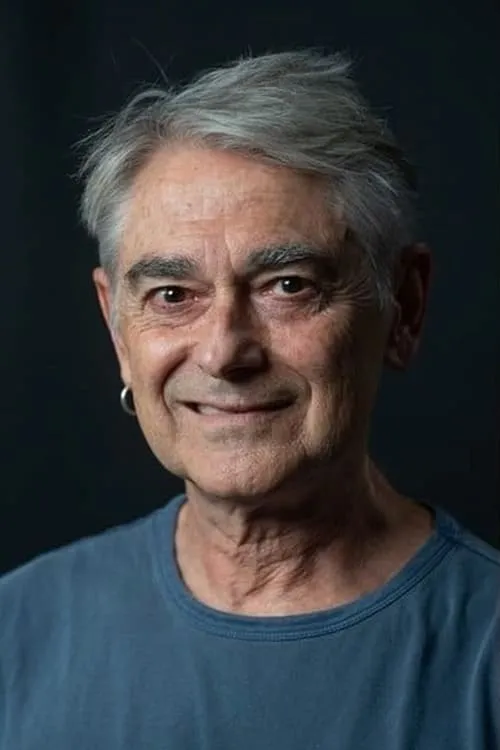 Julieta Vallina ha trabajado con Alberto Gieco en 1 ocasiones