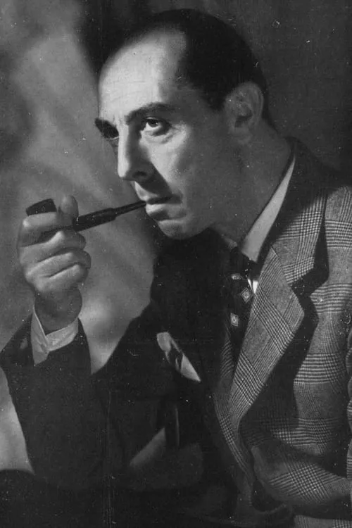 Aldo Bettoni interpretando a