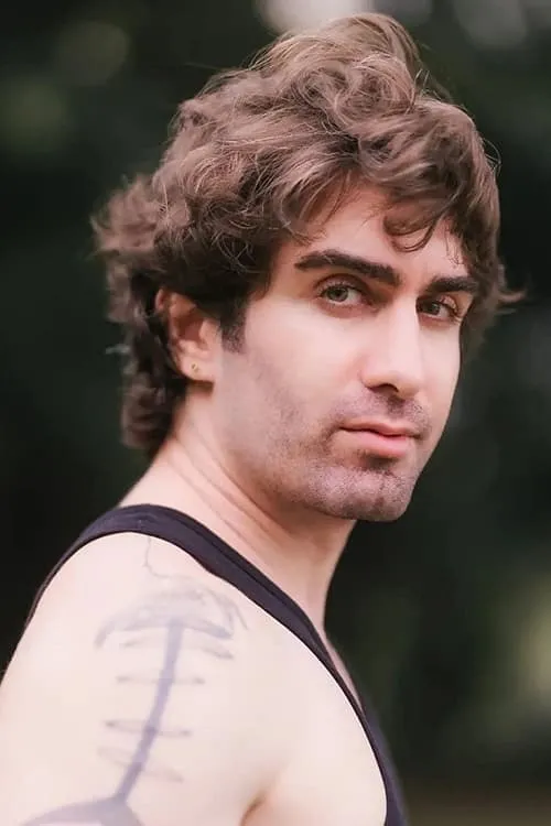 Chino Liu ha trabajado con Aldo Razmjoo en 1 ocasiones