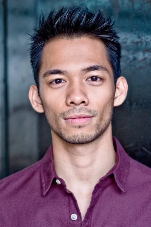 Aldrin Bundoc interpretando a Hunter