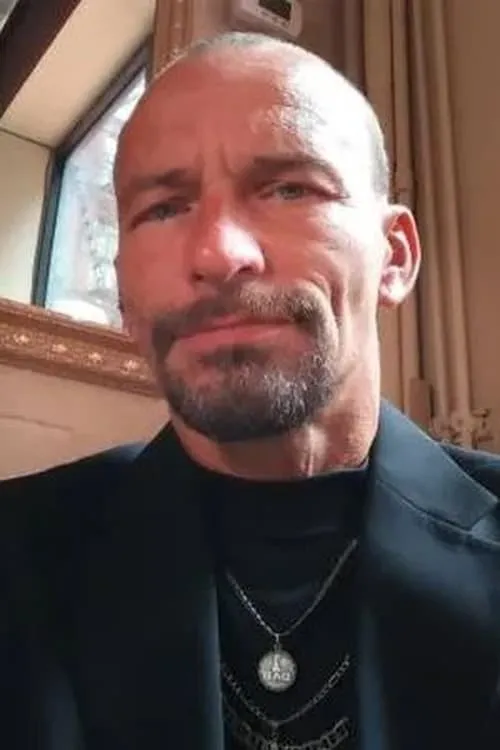 Nick Hargrove ha trabajado con Aleks Alifirenko Jr. en 1 ocasiones