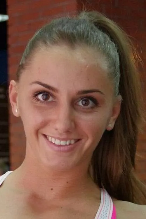 Aleksandra Albu en su biografía y filmografía