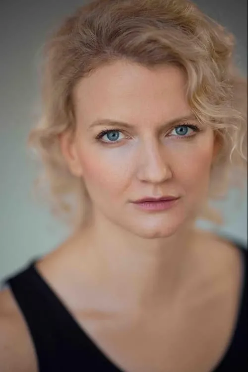 Alenka Kraigher interpretando a Maria Murphy