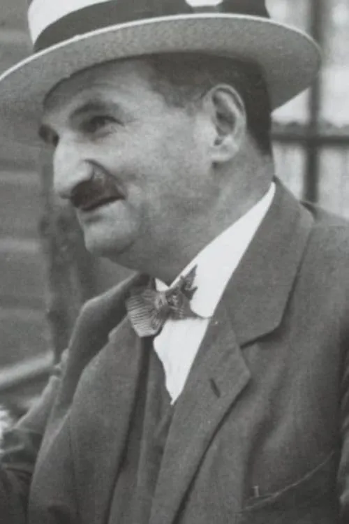 Theo Frenkel Jr. ha trabajado con Alex Benno en 2 ocasiones