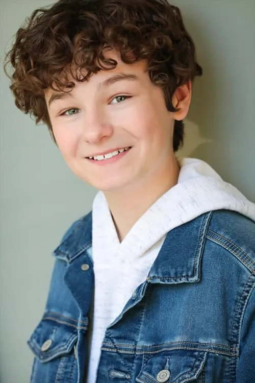 Alex Felten interpretando a Alex