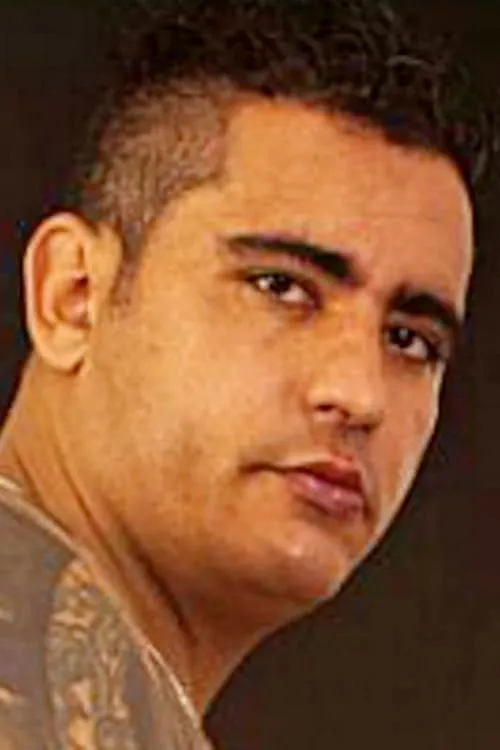 Julia Fontanelli ha trabajado con Alex Ferraz en 1 ocasiones