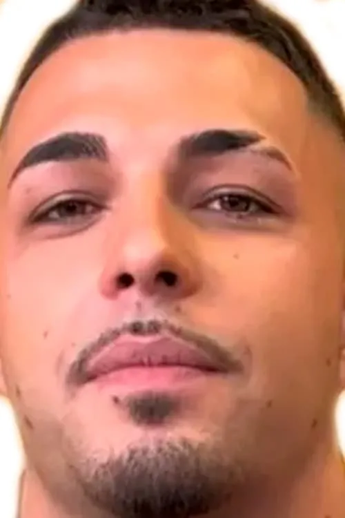 Alex Girona — personaje: Self - Contestant