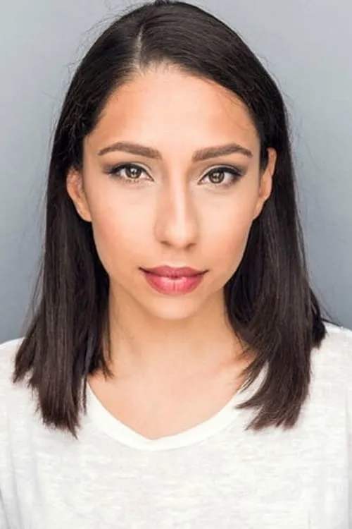 Alex Lynn Ward — personaje: Mamie Lopez