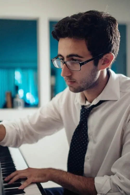 Frank Abraham ha trabajado con Alex Mansour en 1 ocasiones