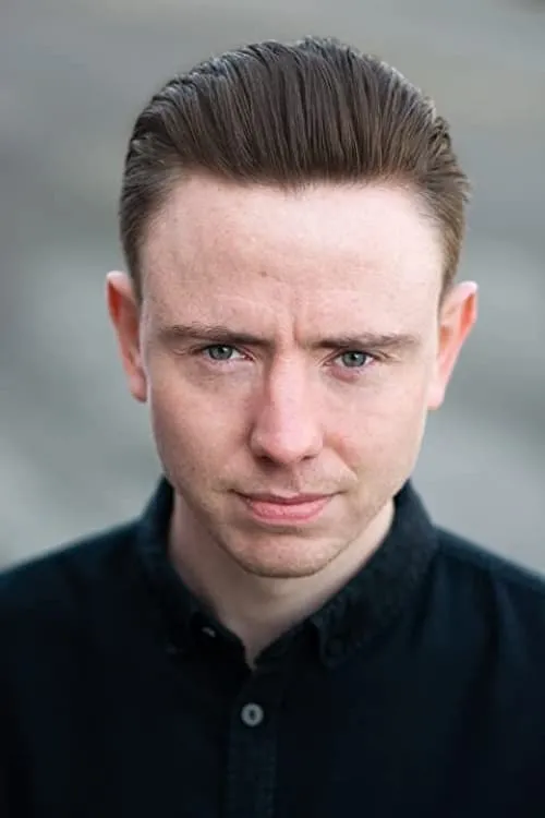 Alexander Cobb — personaje: Ian McLeod