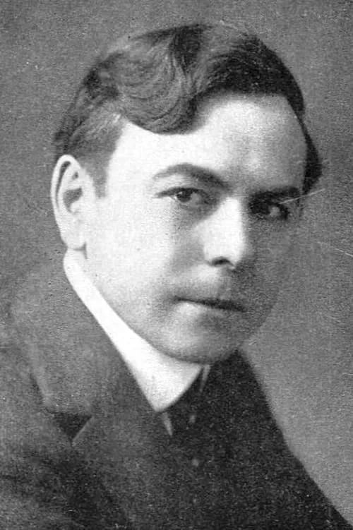 Alexander Gaden interpretando a The Inspector