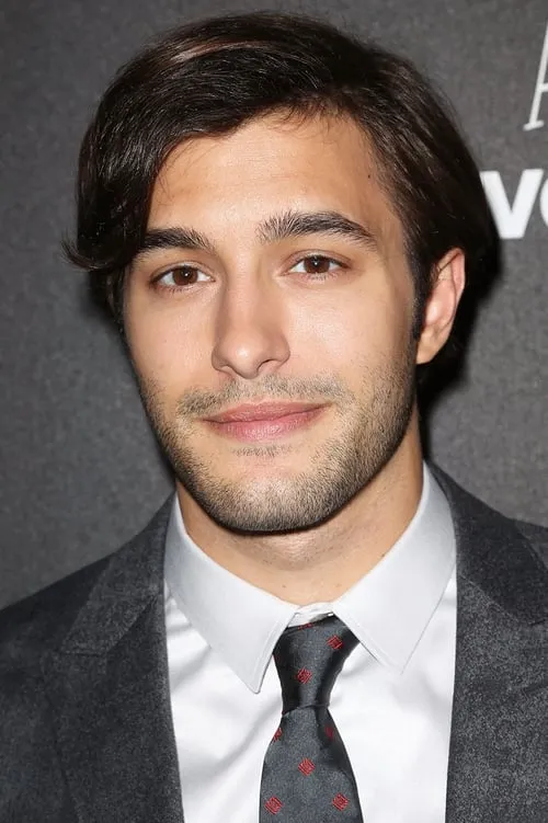 Alexander Koch interpretando a Duncan