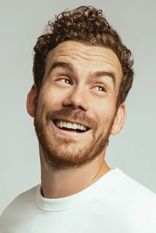 Alexandre Bisaillon — personaje: Self - Host