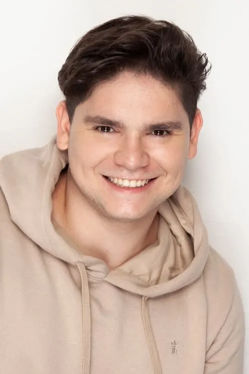 Alexandre Bitencourt — personaje: Chuleta