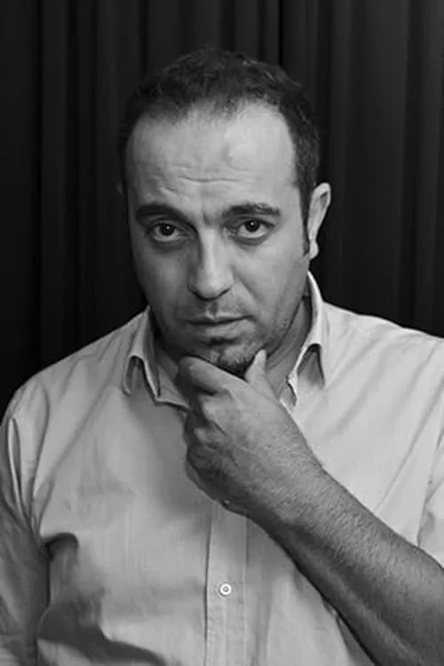 Alexandros Tranoulidis — personaje: Tryfonas, Sous Chef