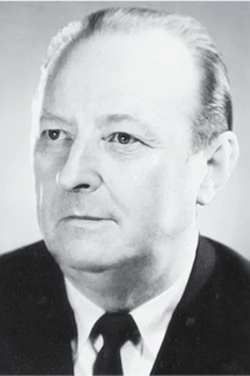 Aleksander Mägi ha trabajado con Alfred Rebane en 1 ocasiones