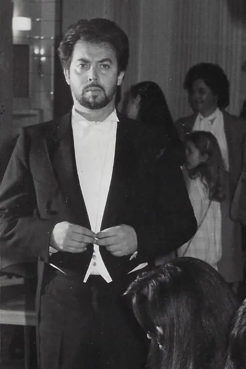 Alfredo Zanazzo interpretando a Gualtiero Farst