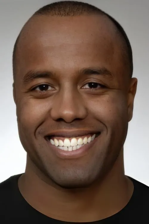 Ali Tınaz en su biografía y filmografía