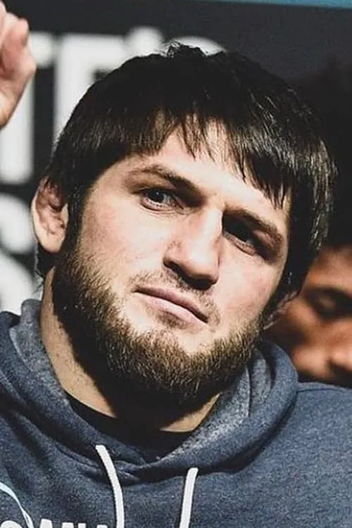 Jeong Yeong Lee ha trabajado con Aliaskhab Khizriev en 1 ocasiones