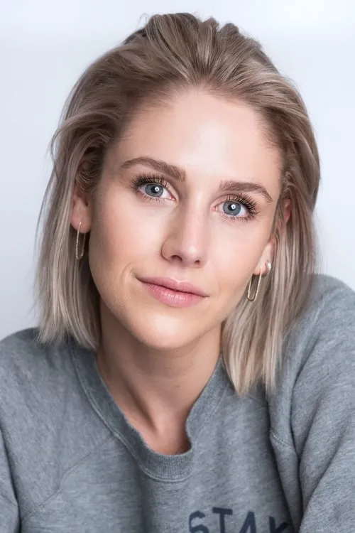 Sara-Sue Vallée ha trabajado con Alice Clément en 1 ocasiones