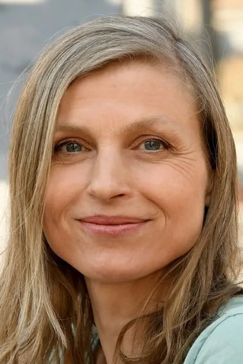 Alice Flotron interpretando a Vanessa