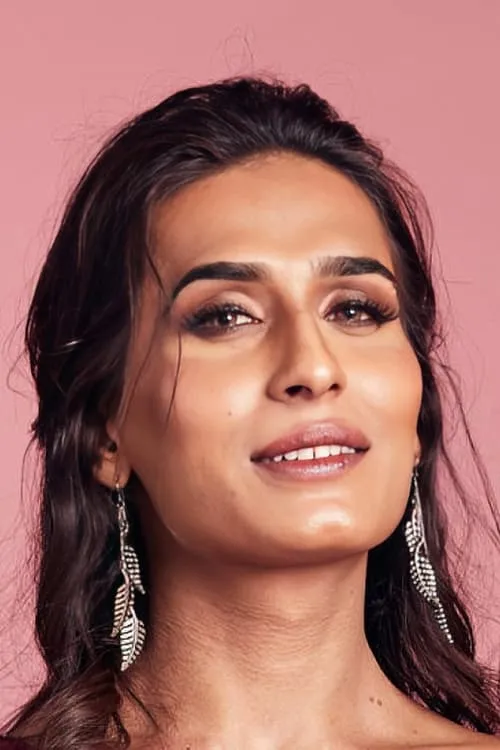 Nadia Afgan ha trabajado con Alina Khan en 1 ocasiones