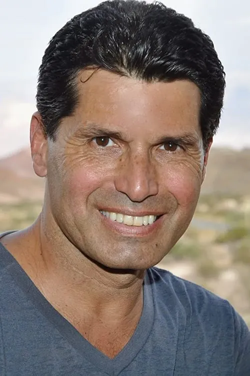 George Perez ha trabajado con Allen Walls en 1 ocasiones