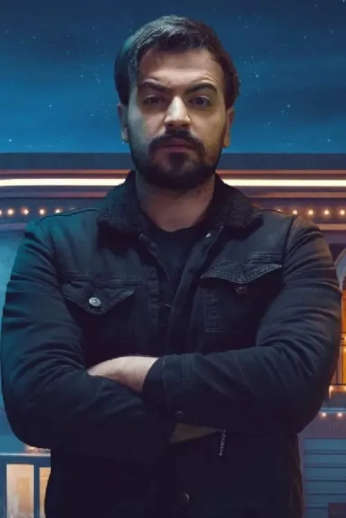 Aly Faik — personaje: ??