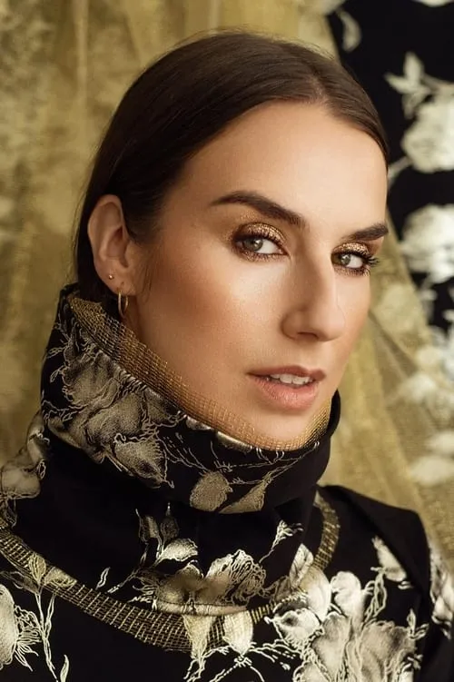 Amay Laoni en su biografía y filmografía