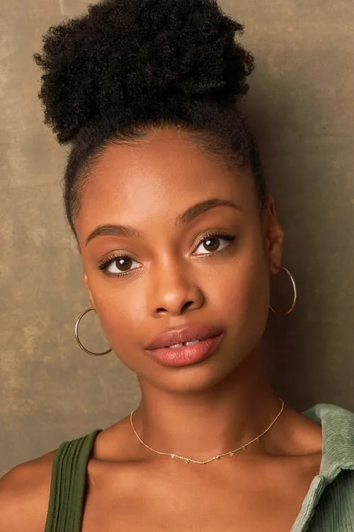 Amethyst Davis — personaje: Nylah