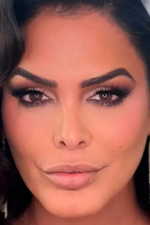 Amor Romeira en su biografía y filmografía