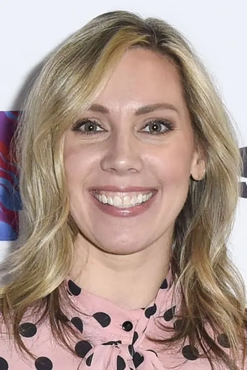 Amy Phillips interpretando a Ellen Beckenham