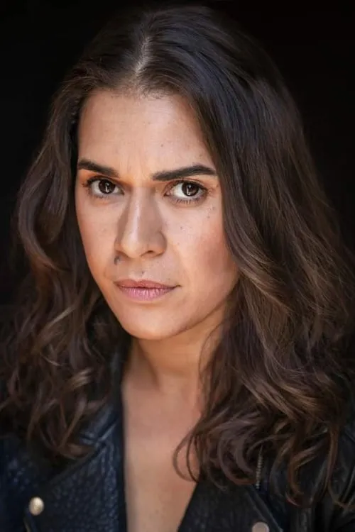 Ana Corbett interpretando a Pili