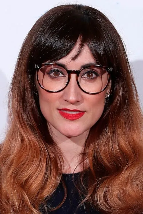 Ana Morgade interpretando a 