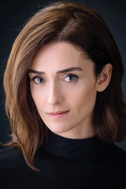 Hristo Mutafchiev ha trabajado con Ana Papadopulu en 1 ocasiones