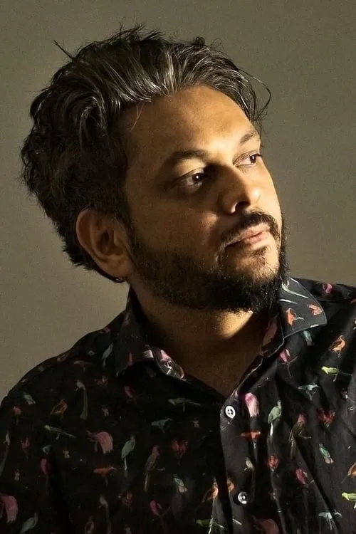 Anand Gandhi en su biografía y filmografía