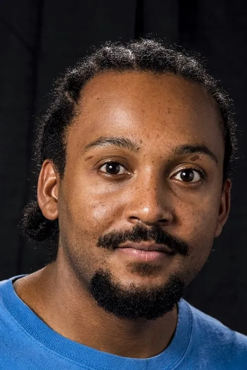 Andre L. Burch interpretando a