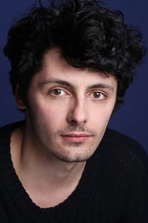 Peter Challis ha trabajado con Tom Oakley en 2 ocasiones