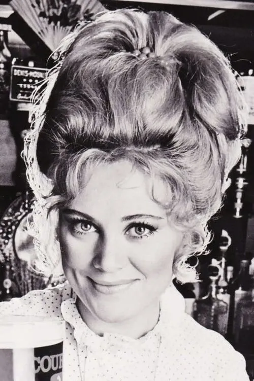 Pamela Cundell ha trabajado con Andrea Lawrence en 2 ocasiones