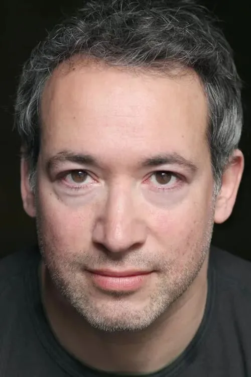 Andres Williams interpretando a Self