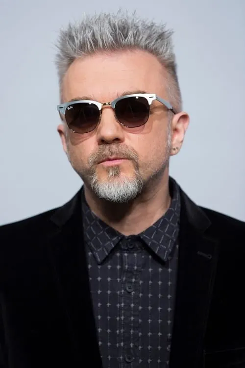 Jade Ewen ha trabajado con Andrius Mamontovas en 1 ocasiones