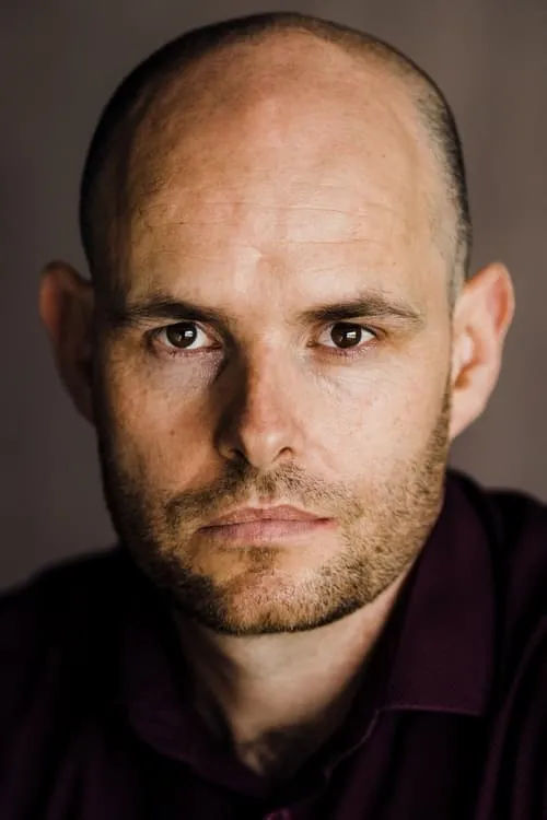 Andy Kellegher interpretando a Jack