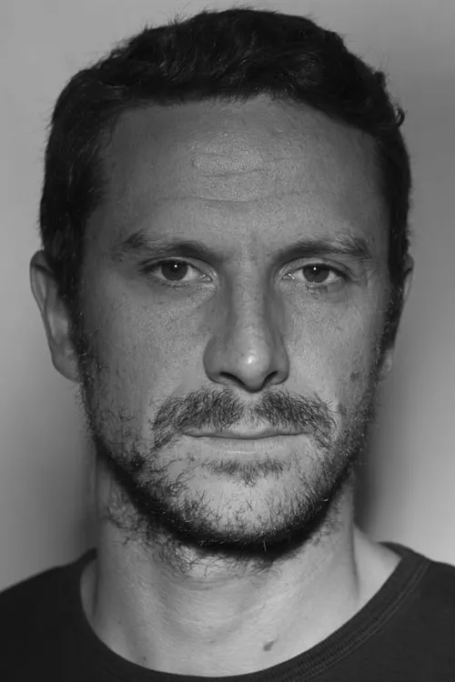 Mechrafi Akim ha trabajado con Ange Basterga en 1 ocasiones