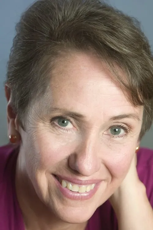 Angela Pietropinto interpretando a Mrs. Portelli