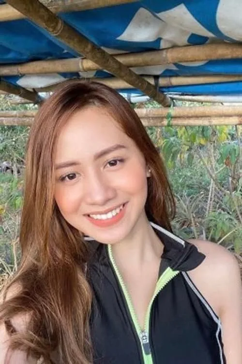 Angelgrace America — personaje: Paris