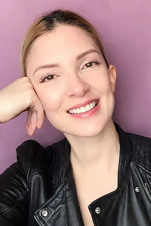 ??a Ga???? ha trabajado con Angeliki Kalovyrna en 1 ocasiones